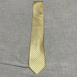 Michale Kors tie, Gold with light blue Diamonds